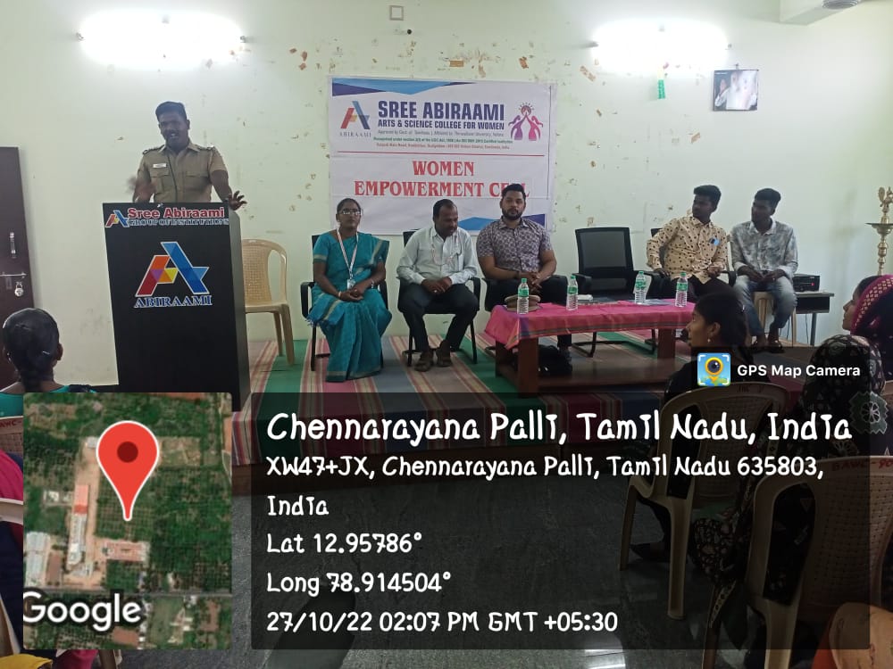 Mujahid_Akber's tweet photo. Women empowerment cell, Cyber crime &amp; Pocso awareness at Sree Abiraami Arts and Science college -
#cyber #woman #awareness #cybersecurity @SouthZoneTNpol @VellorePolice @sp_tirupathur @Cyberdost @tnpoliceoffl https://t.co/FZOJiqt2Gu