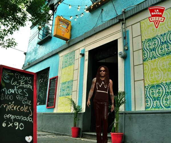 pizzerialabarra's tweet photo. Un día vino y le encantó. 

Les conviene visitarnos porque podría volver en cualquier momento, y aquí estaremos en el lugar de siempre, en la misma ciudad y con la misma gente.
🤞🏽😆 https://t.co/7KbmeRsL44