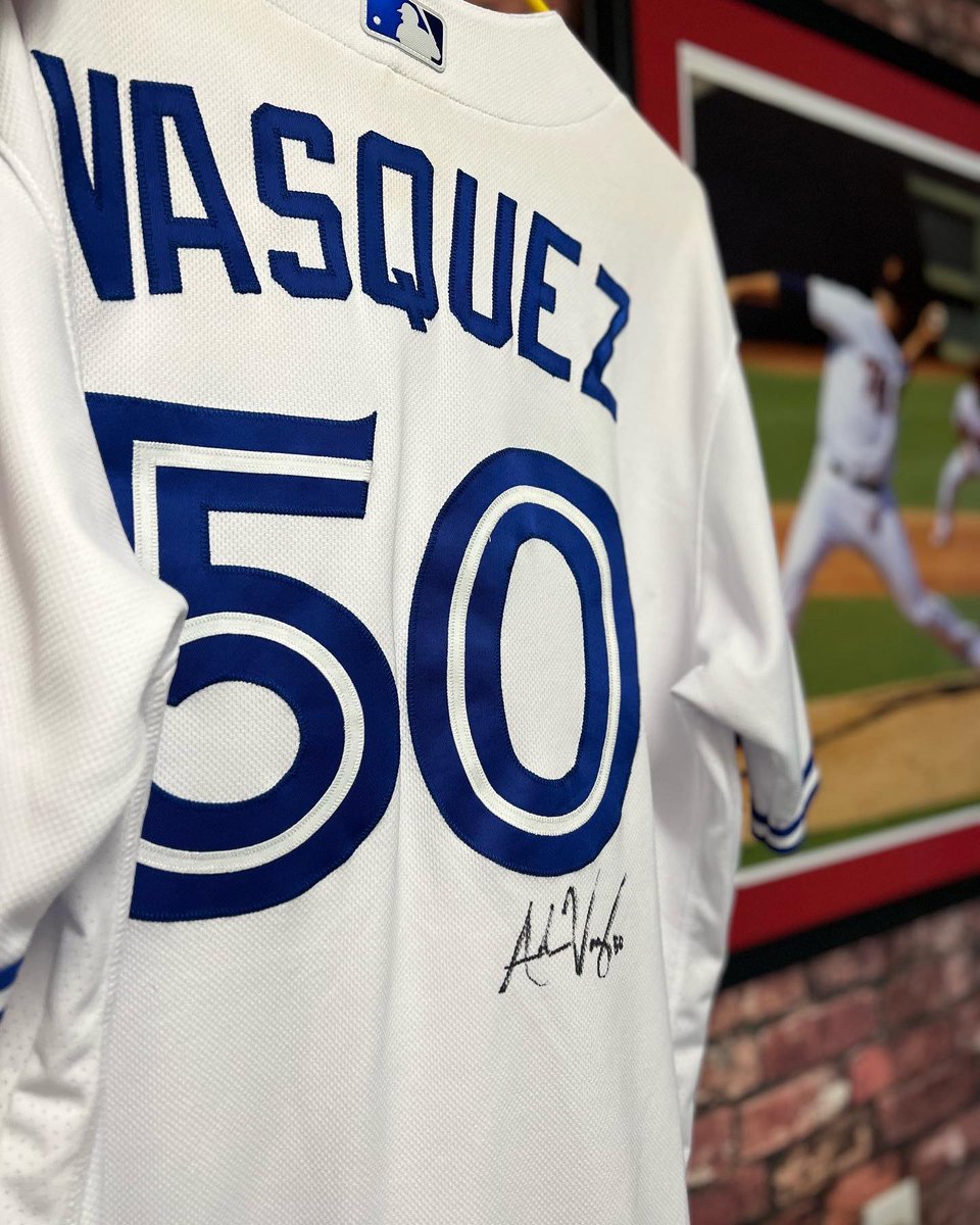 PFAbaseball's tweet photo. Big Foot sighting! Thank you for the @mlb Merch 😤 Andrew Vasquez Can’t believe I have been coaching these boys for almost 17 years! Most important part of coaching my athletes is …. relationships on and off the field 🙌⚾️💪 #PFAstrong #PFAfamily  #PFA2theMLB https://t.co/ksoWAf6Xn5