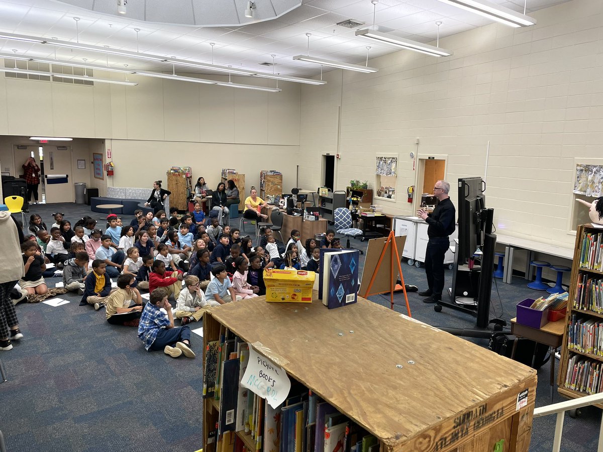 RussellElReads's tweet photo. Great day with author and illustrator Kevin Luthardt! Thank you to Cobb EMC and GasSouth for providing this event for a Russell! @cobbemc @GasSouth https://t.co/qYOWGqgTO0