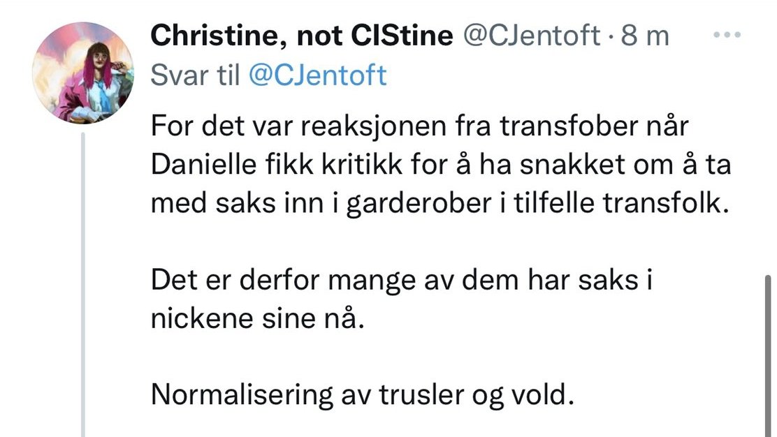 MvhStoraas's tweet photo. Nytt prakteksempel på spindelvevet til en av Norges fremste transaktivister
Jentoft spinner små, nesten umerkelige fiksjoner daglig
En vits = "trussel om vold"
Over tid bygger han opp et fiende- og trusselbilde som han/FRI vinner politisk på
Jeg kaller det #spinfluencer🕷️ https://t.co/sVLr34NPm9