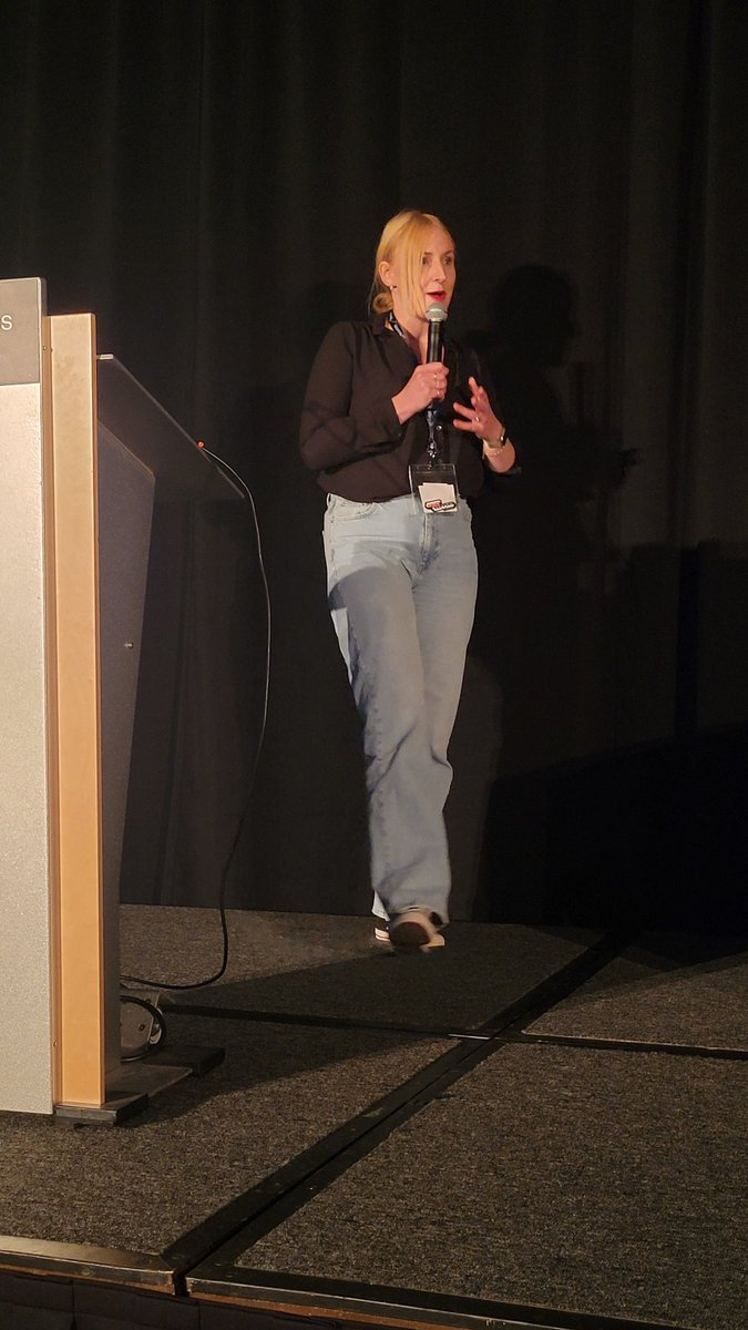 Stop whatever you're doing and come listen to <a href="/andrea_kock/">Andrea Dobson</a> talk about burnout, as she put it, WTF is burnout.
#DevOpsDaysMTL