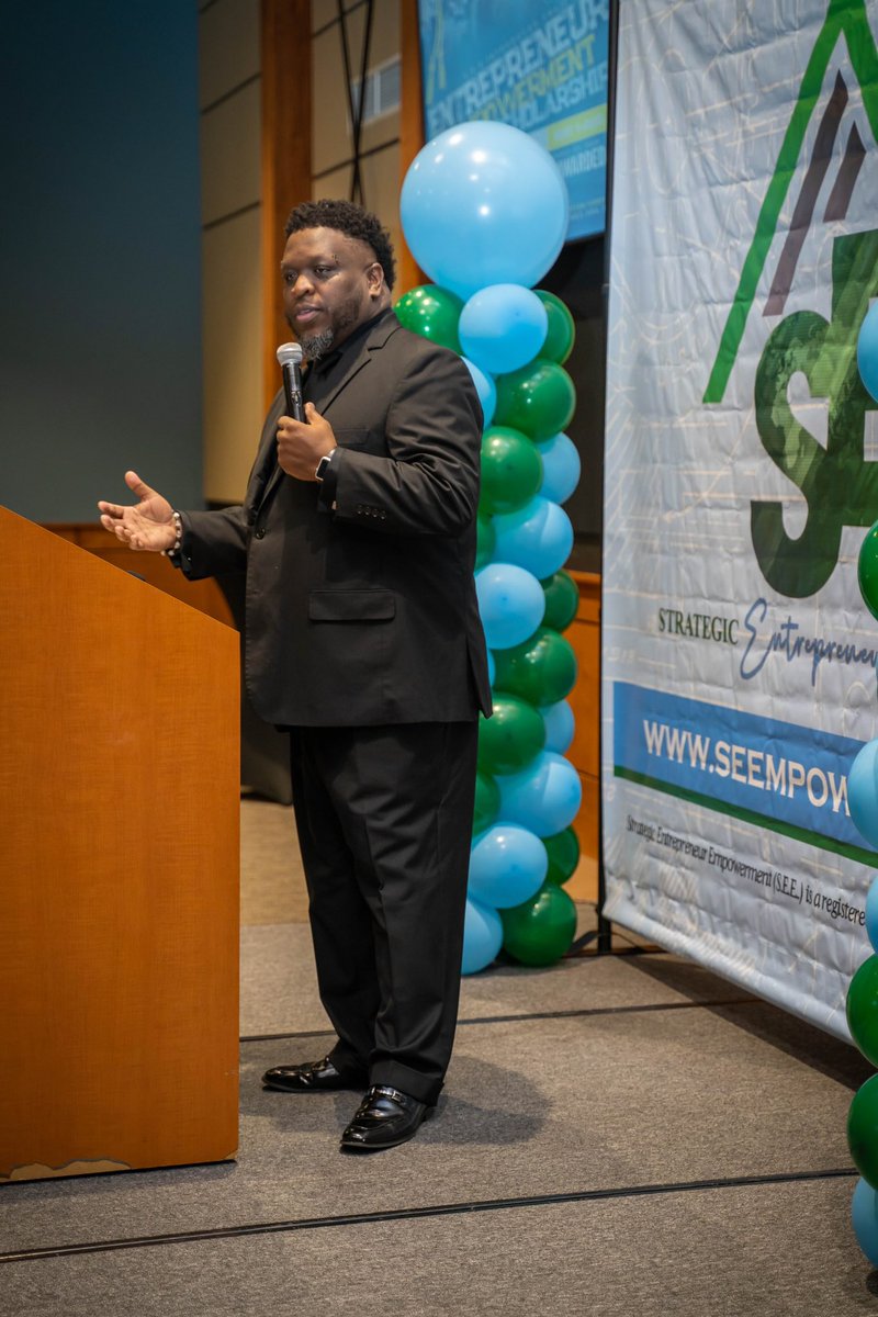 torrestocker's tweet photo. Entrepreneurship, success, vision and purpose are my subjects of choice. All of my businesses have been created with an emphasis on education and legacy. You’re gonna learn and the reach of your assignment will effect future generations.

TAS, LLC
S.E.E.
Red Pen

#TorreTalks https://t.co/o4KBG7YJ6d