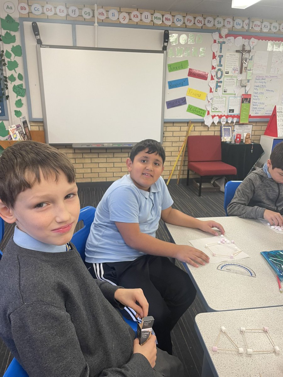 missboycex's tweet photo. P5 have been extending their knowledge of the priorities of 2D shapes. Then, they got to work to build their own shapes using marshmallows and sticks! Afterwards, they challenges themselves to make 3D shapes also 🛑🔴🔺◼️ #active #creativity #maths #stpaulswhiteinch https://t.co/EUDGWNUP2L