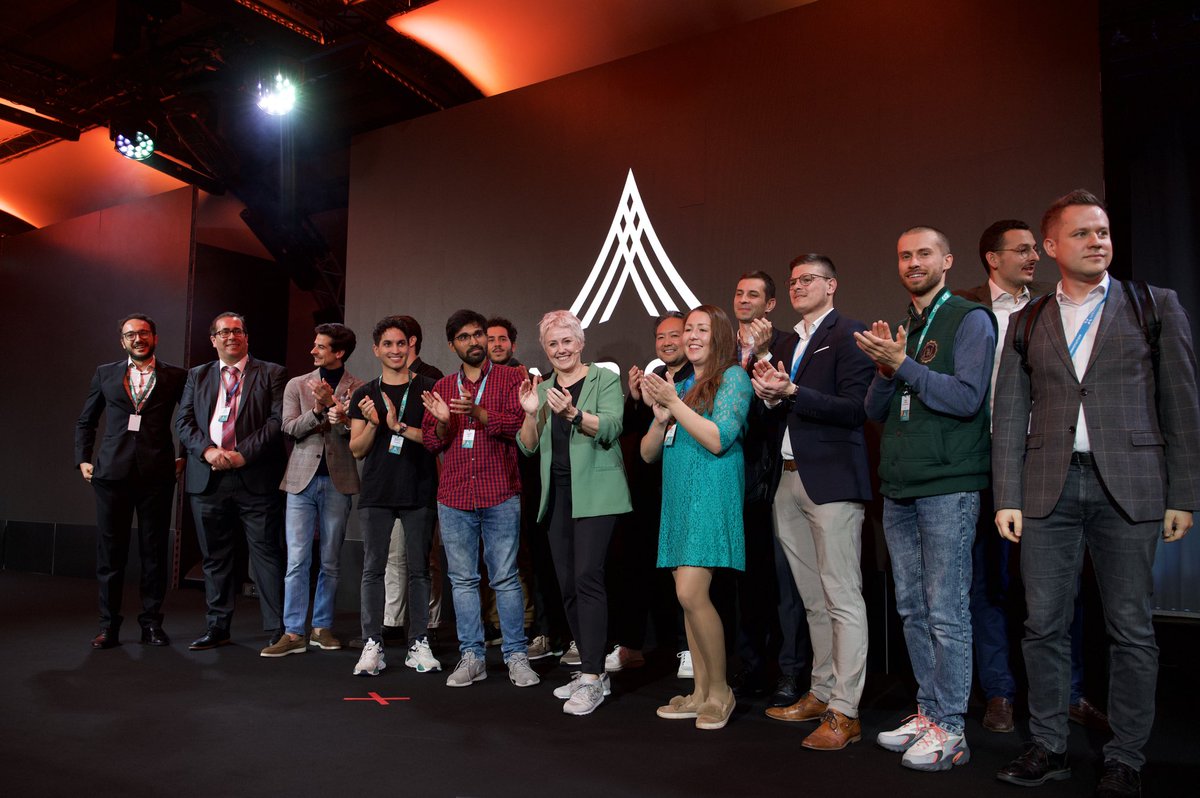 Luxinnovation's tweet photo. After 2 intense days of #pitching and #startups giving the very best of themselves, we are happy to announce the 15 startups that will make up the 13th cohort of #Fit4Start! ⭐️

Well done, enjoy the ride! 👏🏼🚀 https://t.co/nZduO4hELx