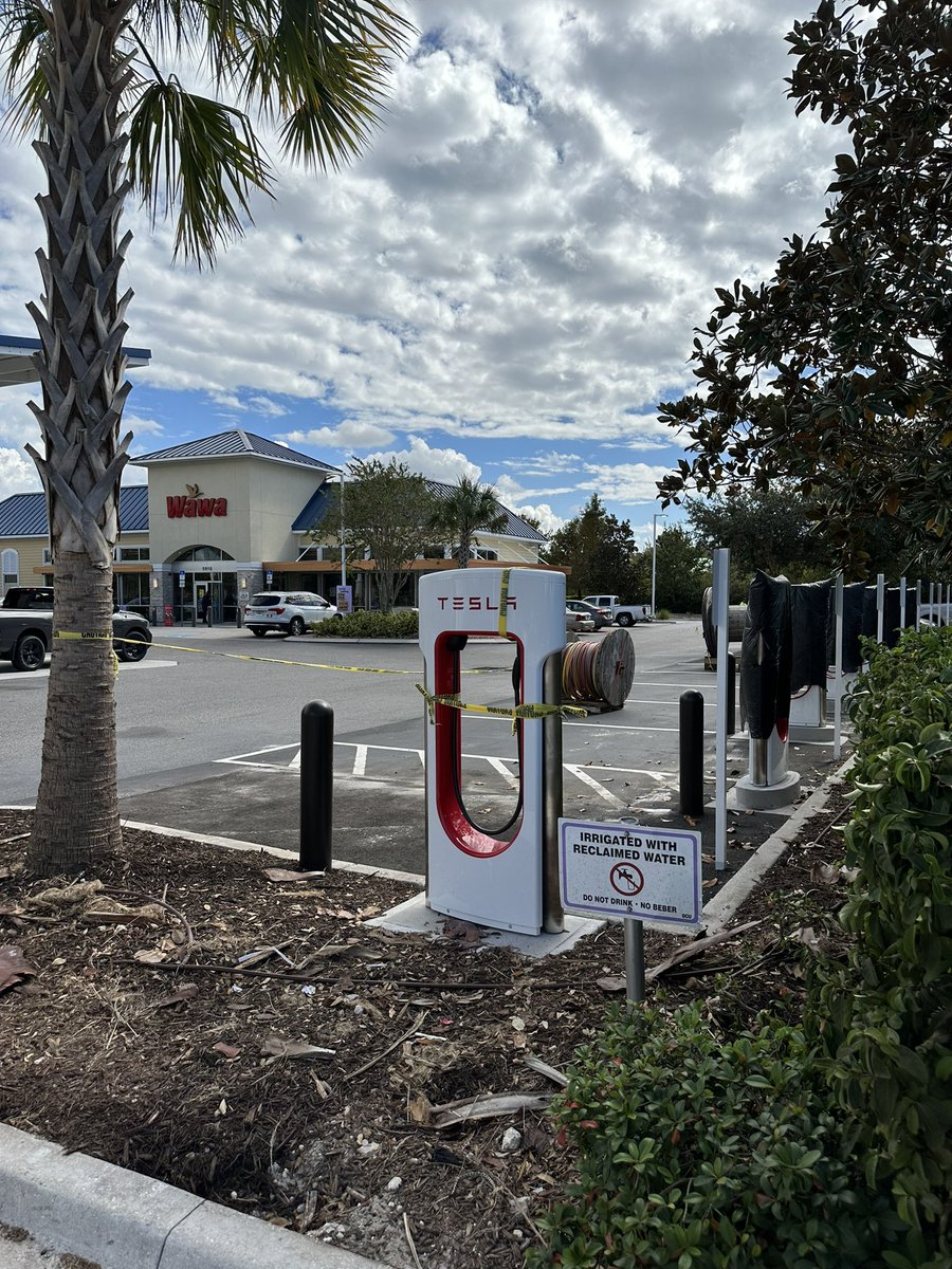 disneyfan1313 on Twitter "New Tesla Supercharger being installed in