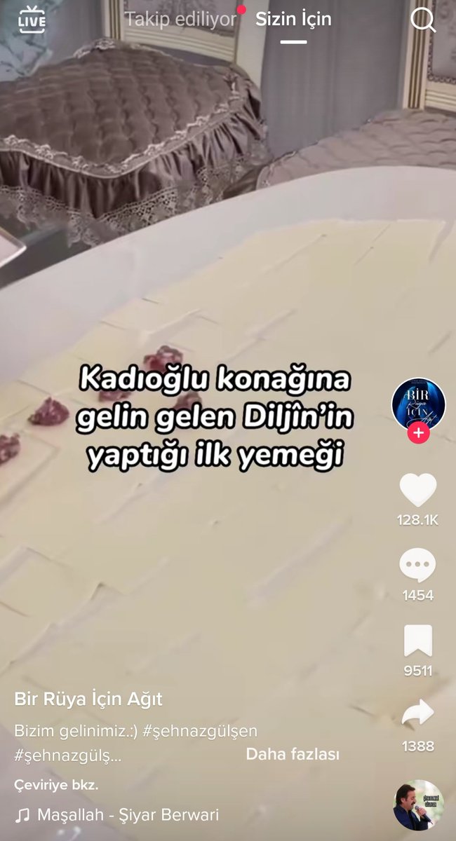 elfatun3's tweet photo. Bridgerton season 3 ep. 1 https://t.co/PUiMUHE3rC