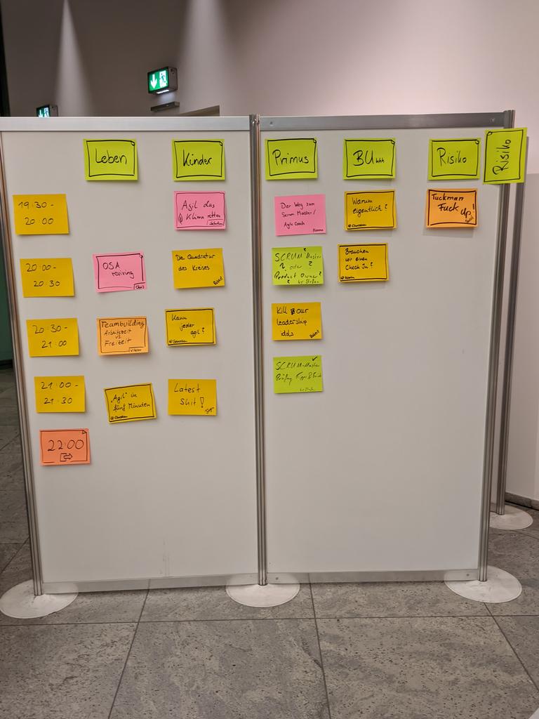 bumbleflies_OS's tweet photo. der Sessionplan steht und wir starten https://t.co/HZTs225lEQ