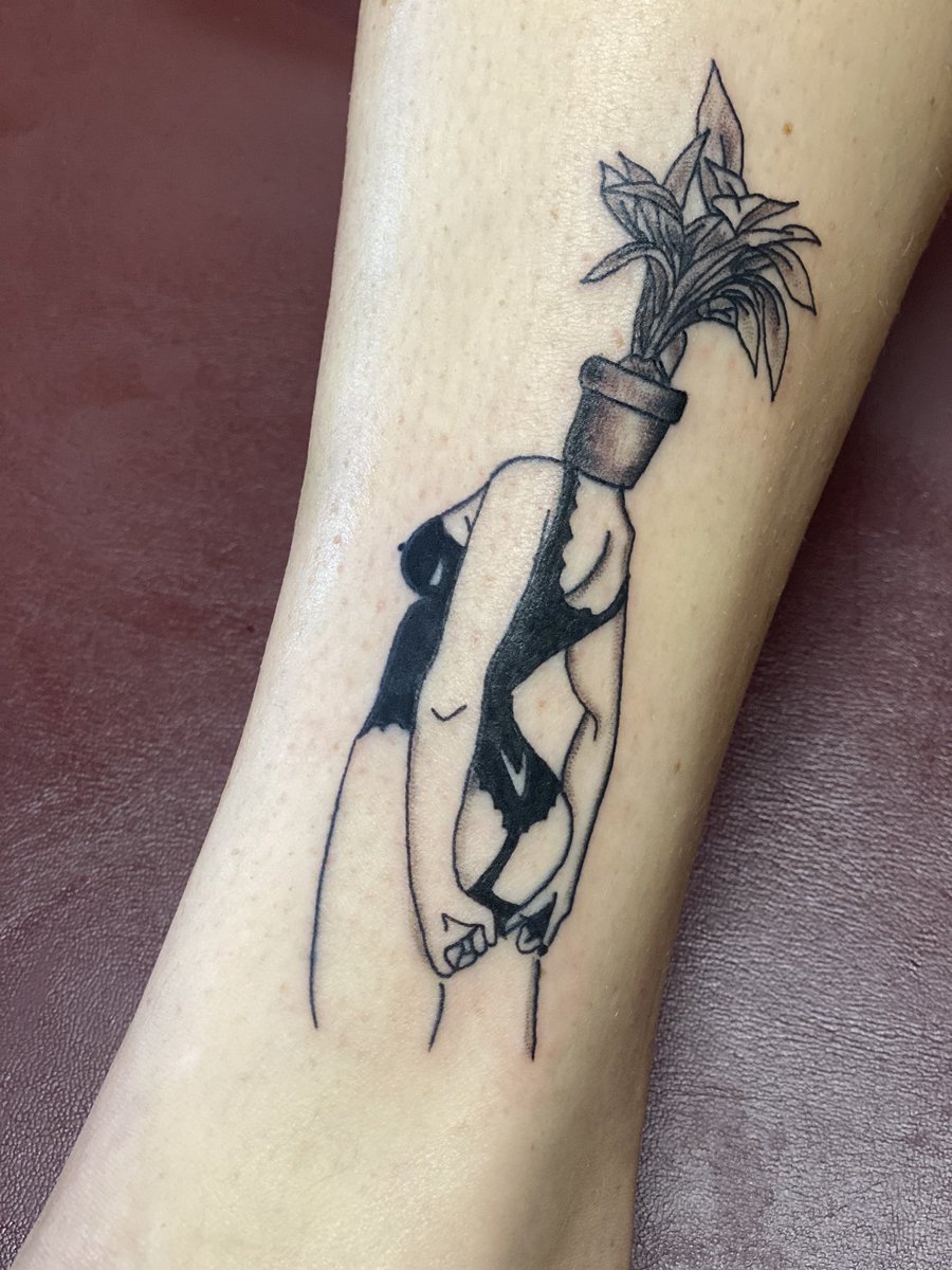 Tommy Wiseman (@tommycenterfold) on Twitter photo 