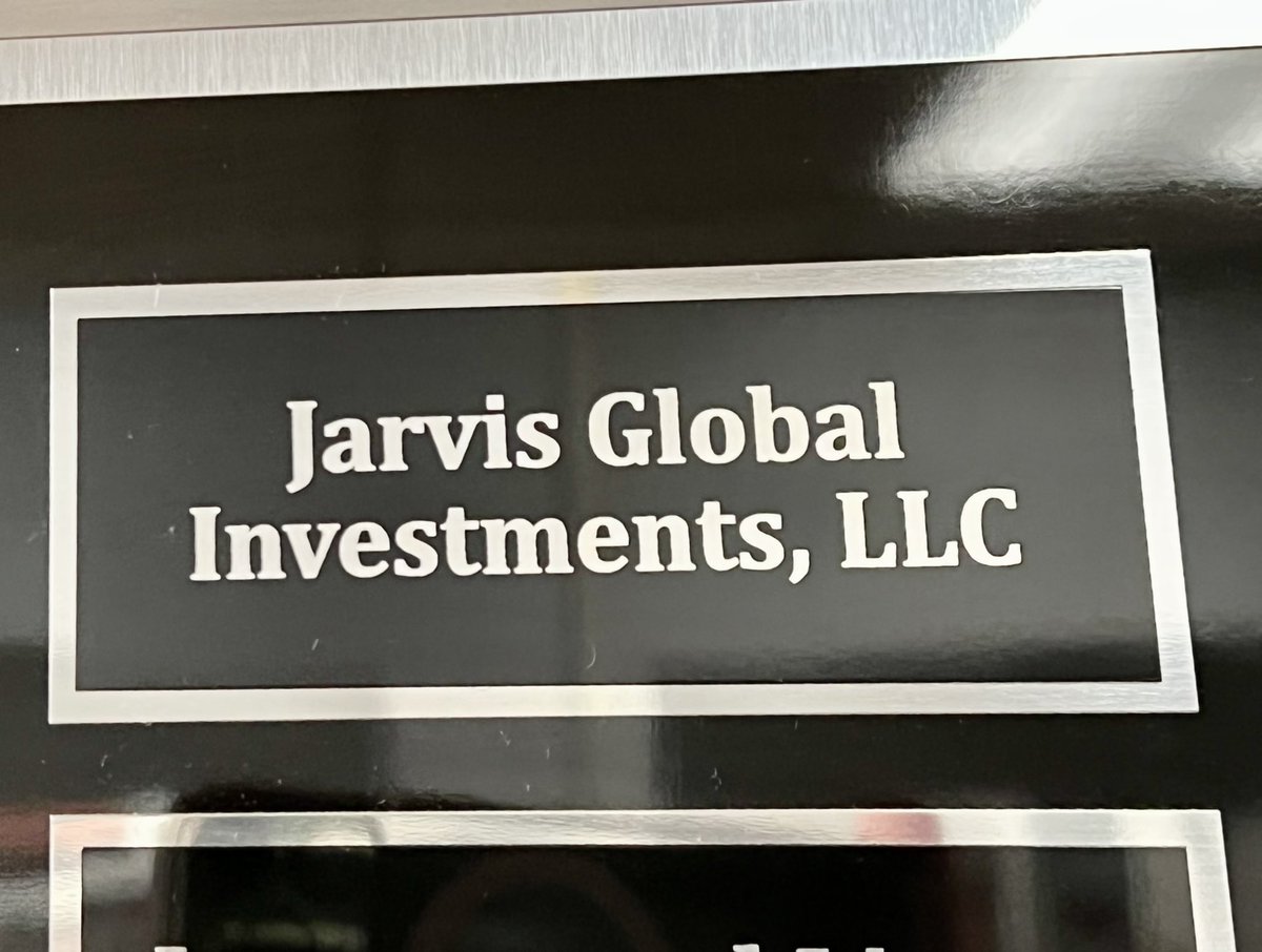 LHSTigersInc's tweet photo. Recognized Partners in Education - Today we honor our first and one of our most dedicated partners Mr. @ArtJarvis of @jarvisglobalinv His firm has helped make our idea turn into a reality. #StudentsFirst #LearningByExperience @LovelandTigers @Loveland_HS https://t.co/ldvM5shh6C