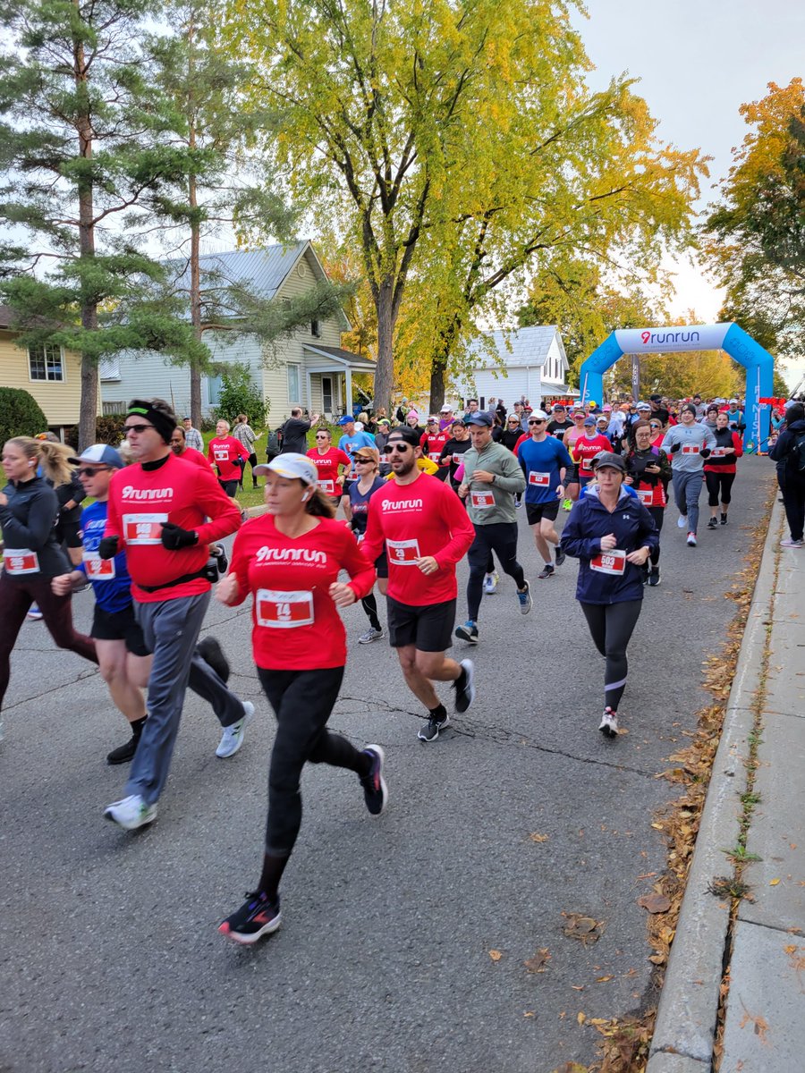 9RunRun's tweet image. #TBT to #9runrun 2022 &amp;amp; all the fun that was had for a great cause! Donations will be accepted for @ottfrf until November 6. @ottfrf provides support for First Responders &amp;amp; their families through peer support, &amp;amp; education sessions. Every donation counts: raceroster.com/events/2022/56…