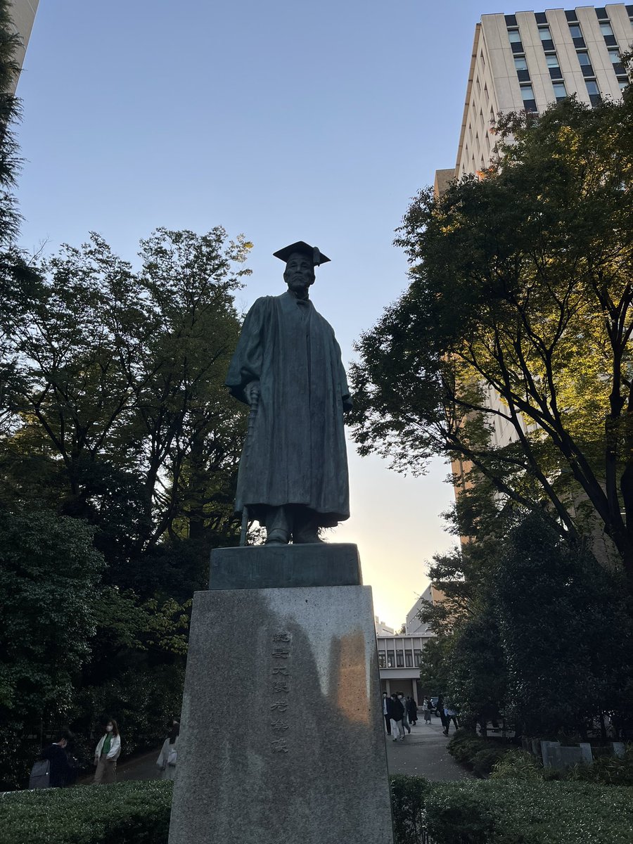 EPejsova's tweet photo. A lot of interest among university students in 🇪🇺🇯🇵 and the impact of the war in 🇺🇦. A super encouraging start for the #JapanChair! https://t.co/Kbd2PppL43
