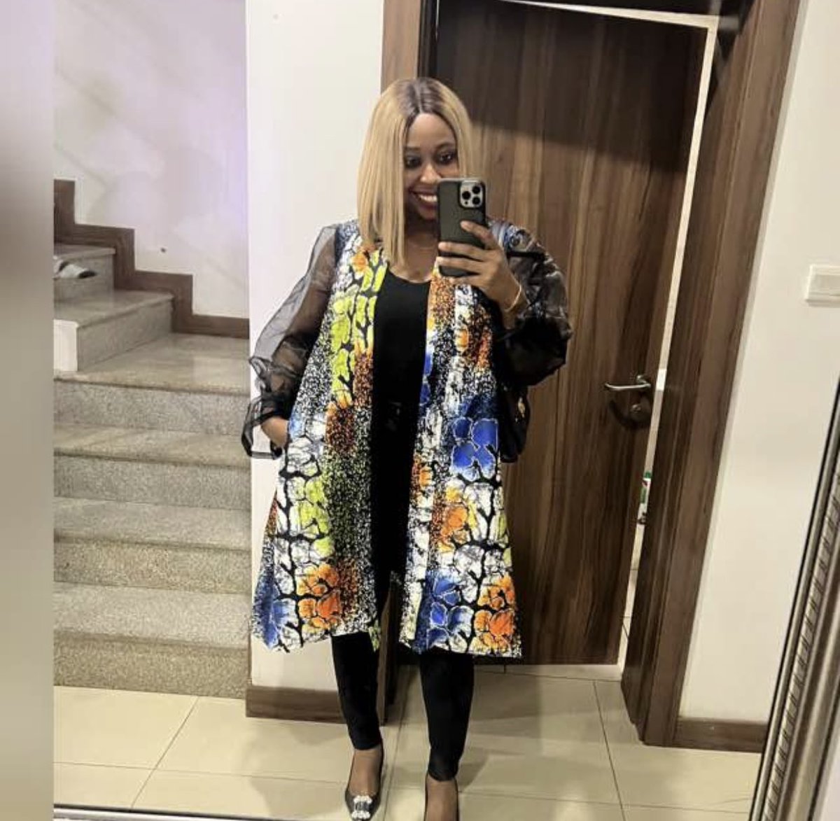 ferdunefashion's tweet photo. The Salome Kimono is available for order
Price: 12,000 naira
#shopBC #ankarafashion #bcfashion #bunniescollection #kimono https://t.co/KFnwKrM7wA