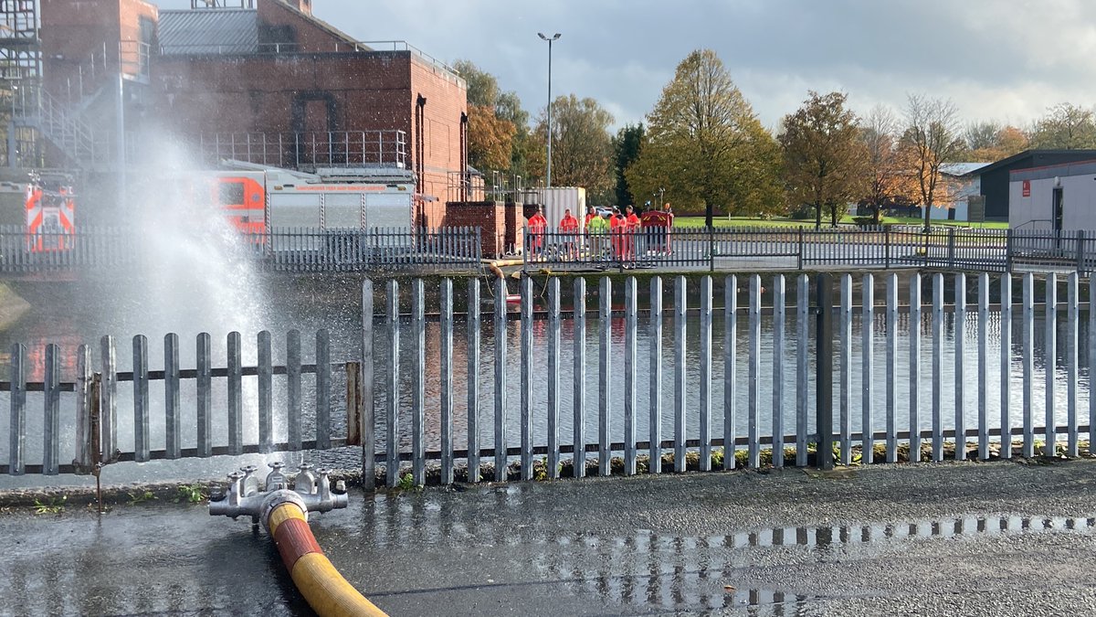 WayneDowell2's tweet photo. @FireResilience final day of initial operators course at Lancashire fire and rescue service training centre https://t.co/5vFAV7nupL