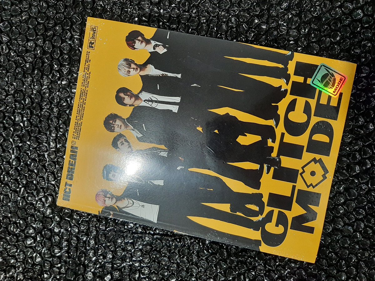 OCEANDEEPH's tweet photo. #OCDPH_Onhand | wts lfb nct dream ph

👾 NCT DREAM – Glitch Mode (Photo Book)

♡ PHP 450 + lsf

– on hand, shipping on weekends 
– sealed, official, and discounted! 
– mop: gcash, bank transfer
– COD: ₱ 500 https://t.co/zBvduODpoL

💌 DM or reply 'mine + qty + ver' to claim! https://t.co/x6jh2T96MD