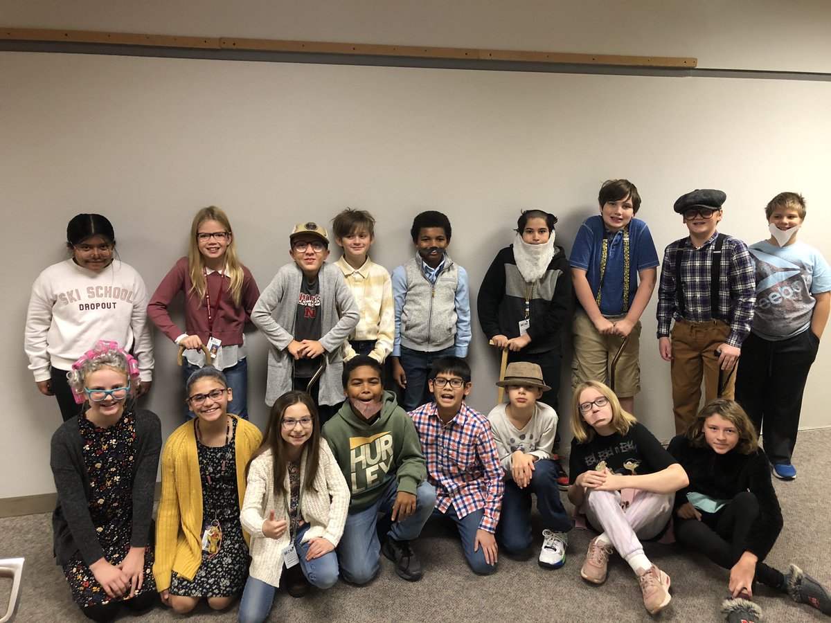 BaberClass's tweet photo. “Staying Drug Free Throughout the Years” #RedRibbonWeek2022 dress like a senior citizen https://t.co/ixcf4ylGVR