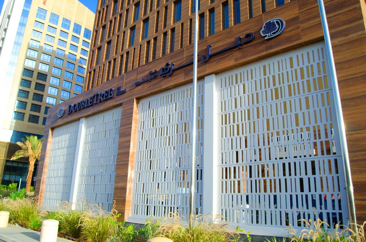 GrcTouch's tweet photo. يستخدم ال جي ار سي لتزيين الواجهات الخارجية للمباني يمتاز بعمره الطويل
وتحمله للرطوبة والحرارة والمطر
🌟🌟
#grc #grctouch #جي_آر_سي
#مقاولات #بناء #ديكورات #عقارات #واجهات_خارجية #واجهات_معمارية #واجهات #واجهات_فلل #جي_ار_بي
#مشاريع #اعمدة #عمارة #زخارف https://t.co/NnnHiptTbj