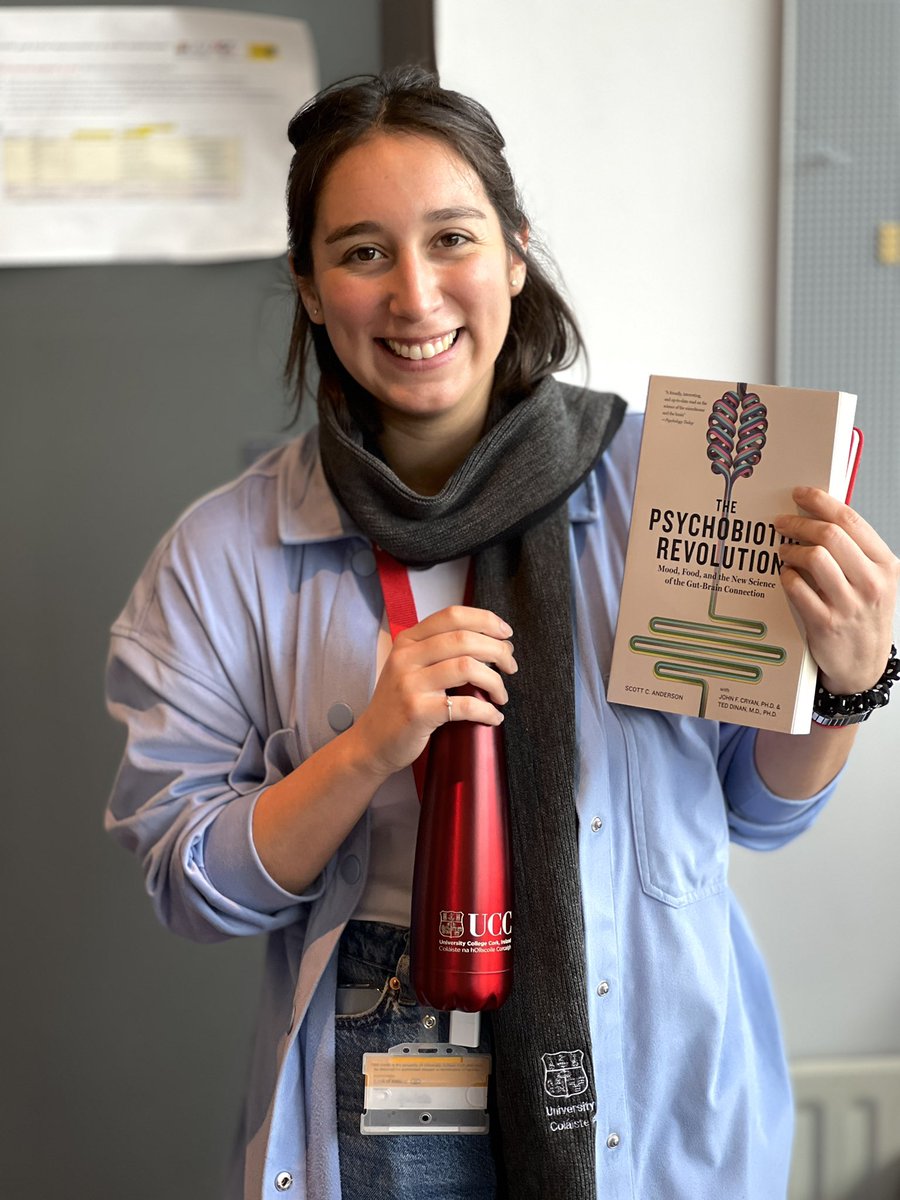 Buena suerte and bidding a fond farewell to <a href="/franvillalobos/">Francisca Villalobos</a> who is departing the <a href="/jfcryan/">John F. Cryan</a> lab for her home of #Chile. Safe travels <a href="/Pharmabiotic/">APC Microbiome Ireland</a>