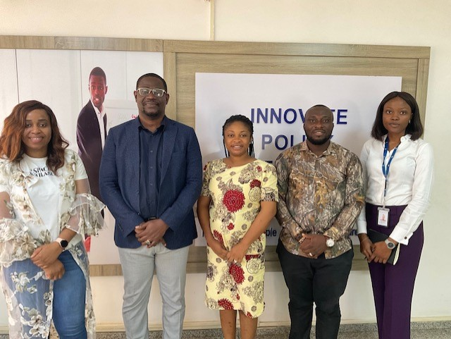 nighealthwatch's tweet photo. Earlier this week, the #GivingBirthInNigeria project team paid an advocacy visit to @SFHNigeria to foster our partnership for better quality maternal health care for women in Nigeria.

#FamilyPlanning #KnowItPlanIt https://t.co/cCMHeAZxkg
