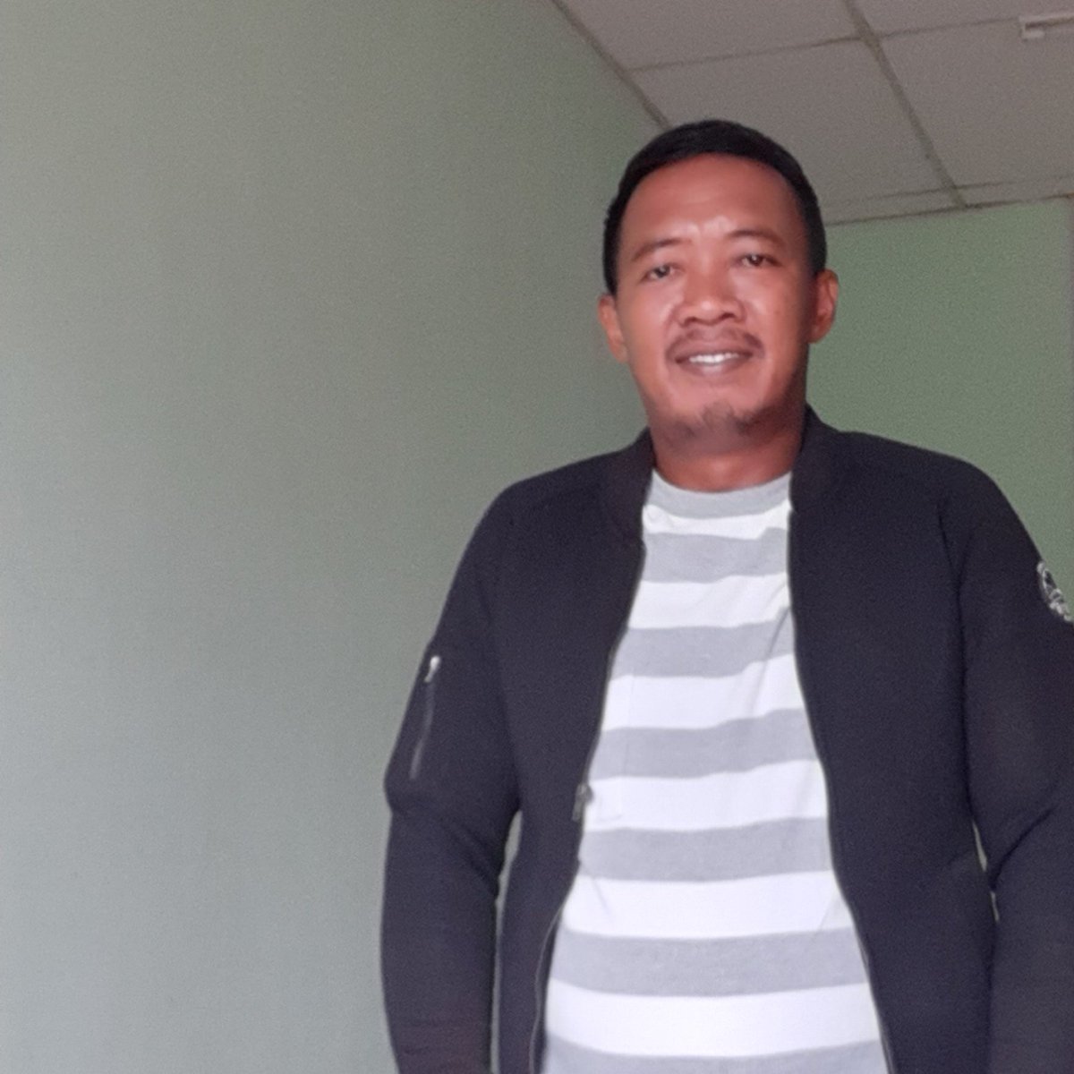 HermanYangko's tweet photo. #FotoProfilBaru https://t.co/Rrz7Jg0qGs