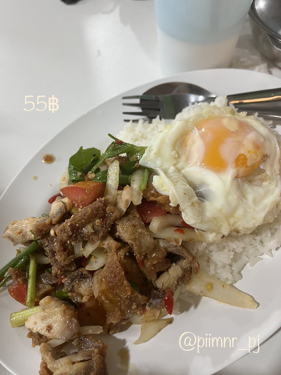 piimnr_pj's tweet photo. ทุกคนน ข้าวร้านป้าแสงจันทร์คือเดอะเบสส อร่อยมากกก อยู่ตลาดซีไซ้ต์ข้าง ม บู อร่อยไปลองง #กินไรดีมบู #รีวิวบางแสน #ของกินอร่อย #อร่อยไปเเดก #อร่อยบอกต่อ https://t.co/w0MJ3QZyIM