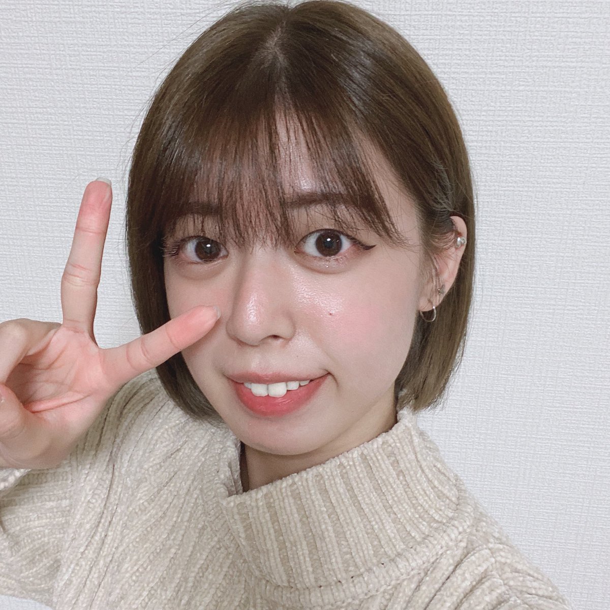 rinamakemono26's tweet photo. ボブになりました✂️✨
#GirlsProject #練習生 #연습생 #trainee #推してください #自撮り界隈 #自撮り界隈と繋がりたい #좋아요 #KPOP好きな人と繋がりたい #雰囲気嫌いじゃないよって人いいね #暇人いいね #いいねしたアイドル全員フォロー #いいねした人全員フォロー #followme https://t.co/FCTKn4c6A2