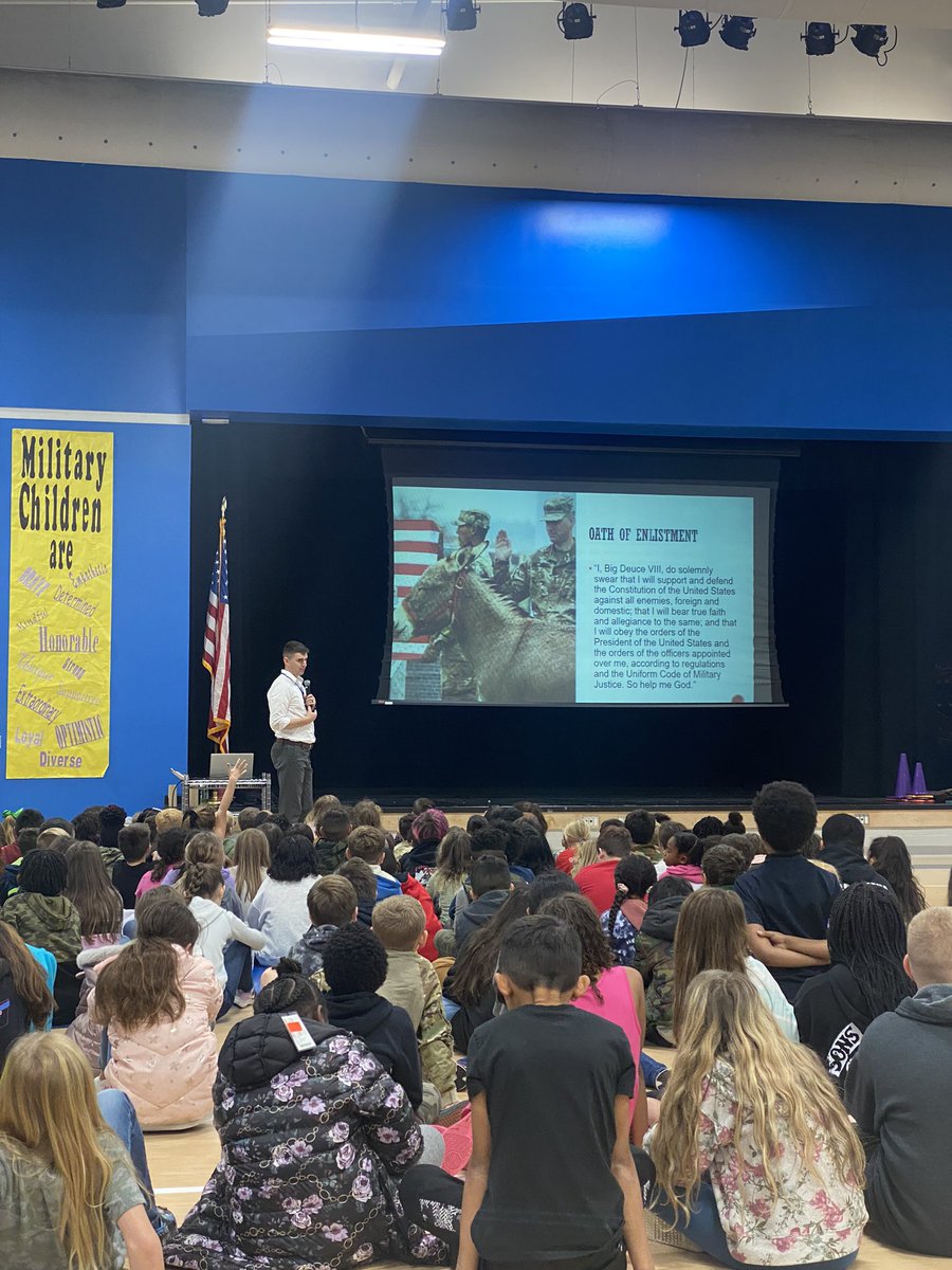 FreedomPRIDE15's tweet photo. Fort Sill mascot assembly!!! @LawtonPS @OfficialFtSill https://t.co/0LME6d9TFV