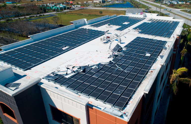 Florida solar arrays survive Hurricane Ian
ow.ly/7tBK50LmwwC
#solarenergy #solarpanel #solarnews #florida