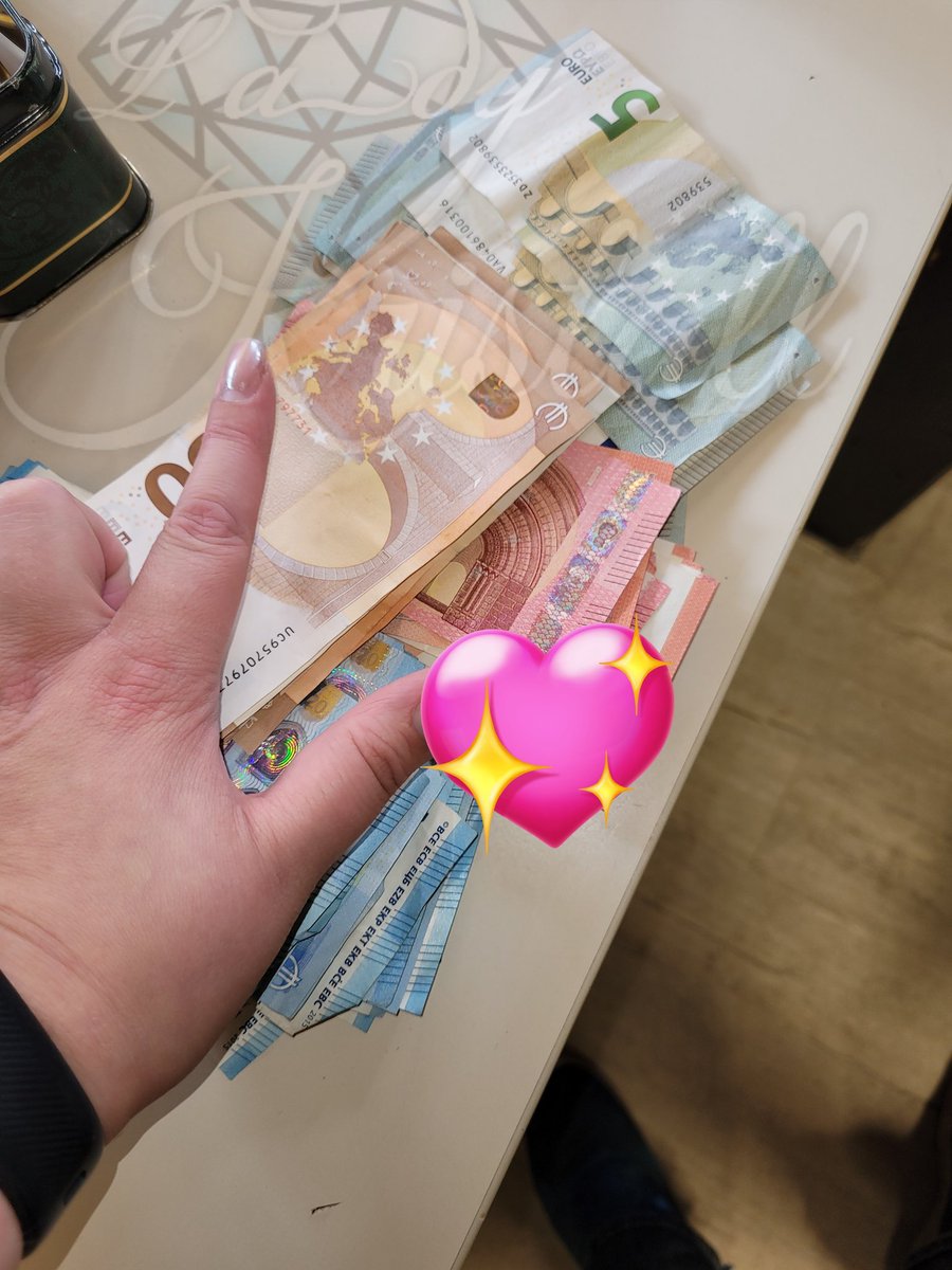 findomKristall's tweet photo. Ich fahr nun nach #Polen #Shoppen!
Klar wirst du den #Spritt übernehmen!!

Und dich bedanken !! 
https://t.co/hf4ehhgLrl https://t.co/vPtuMDDudx