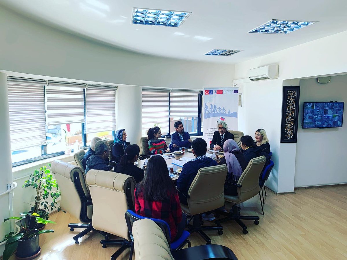 ActNewHome's tweet photo. Çankaya Başkent Public Education Center carried out the “Experience Sharing Workshop - ESW” activity within the scope of the Active Citizenship in the New Homeland Project. #actnewhome #projectworkshop #ulusalajans #erasmusplusproject #migrantgroups #activecitizenship https://t.co/ZTKfpDCWnE