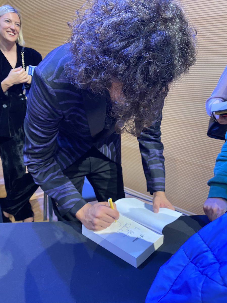albania_meta's tweet photo. Un sogno, grazie @MetaErmal ♥️
@famedalupi https://t.co/2vvGrgS1K3