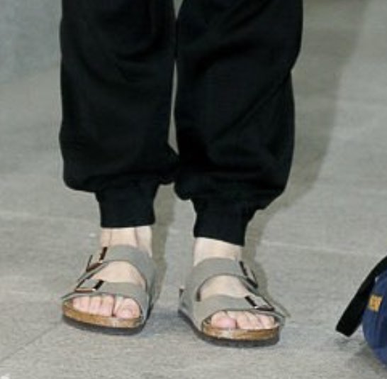 koo feets (@koofeets) on Twitter photo 