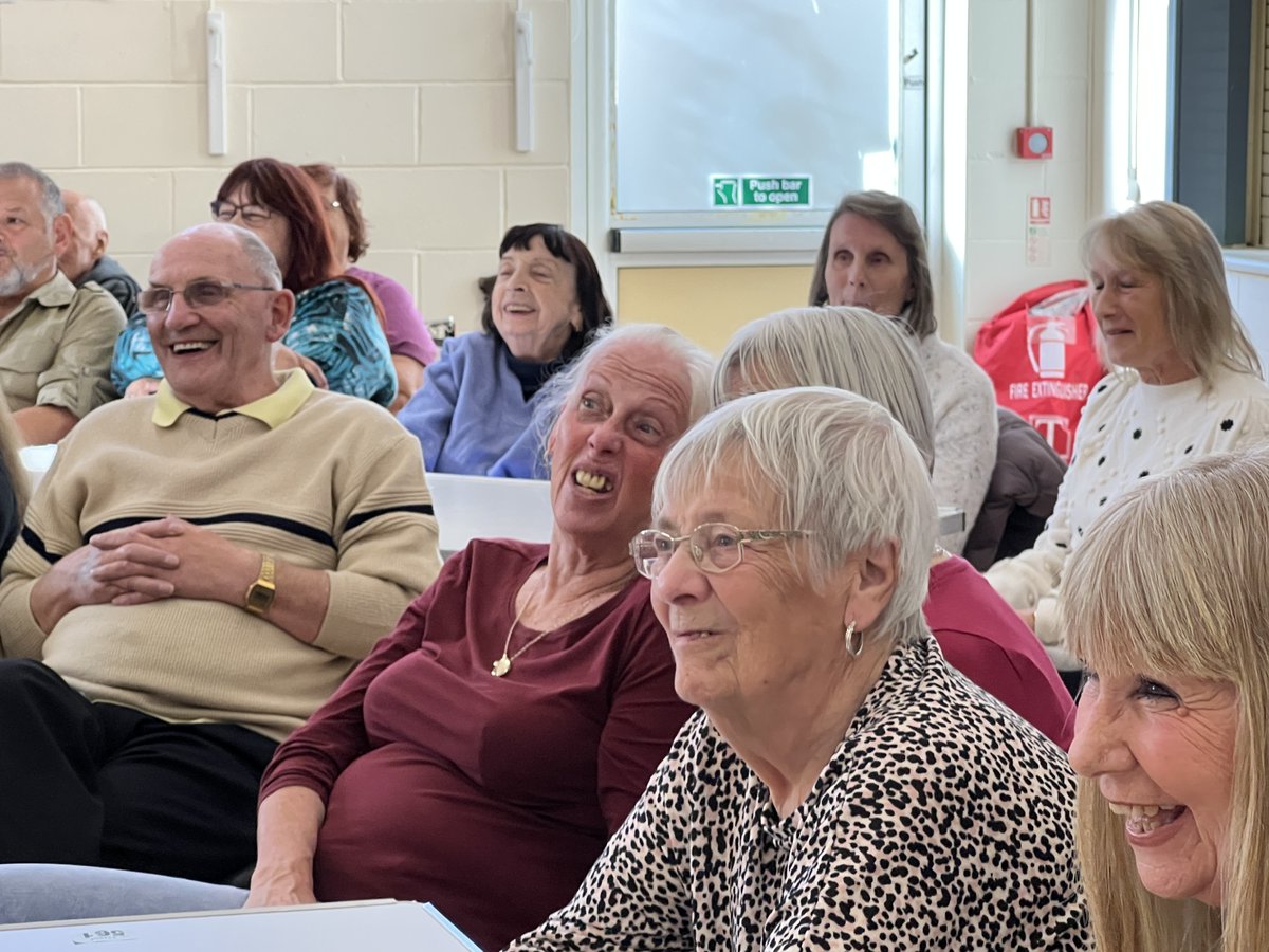 WarmToastyClub's tweet photo. A lovely #MemoryAfternoon
Such a laugh with you all, the wonky TV and film catchphrases, fave old food & drinks & joining in with a sing-song & the raffle Plus - what a wonderful singer #AnnaBruce is!
@TNLUK @TNLComFund @Agewelleast @Community360org @ColBoroughHomes @SNEEICB_NEE https://t.co/hUWxEpbxb5