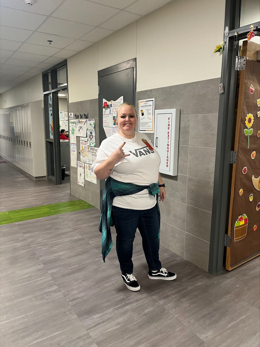 Decades Day was a hit!

Can you guess which decade these Beveridge staff members are from?