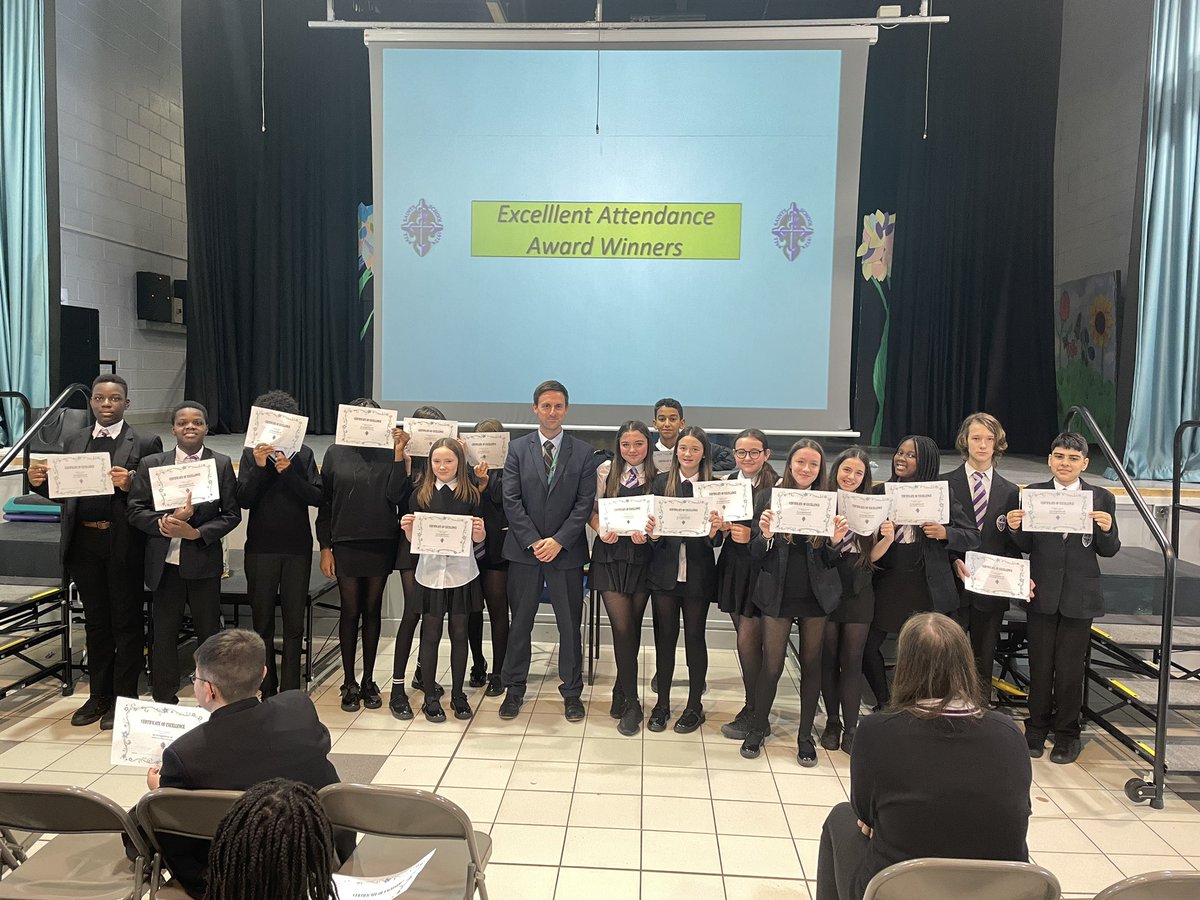 xMissGoldiex's tweet photo. We awarded our ‘100% attendance’ learners and I am absolutely delighted to say that we had 53 learners in total collecting this award 🌟👏🏻 @allsaintsrcsec  #S2SuccessAssembly https://t.co/x7FAKNGzFV