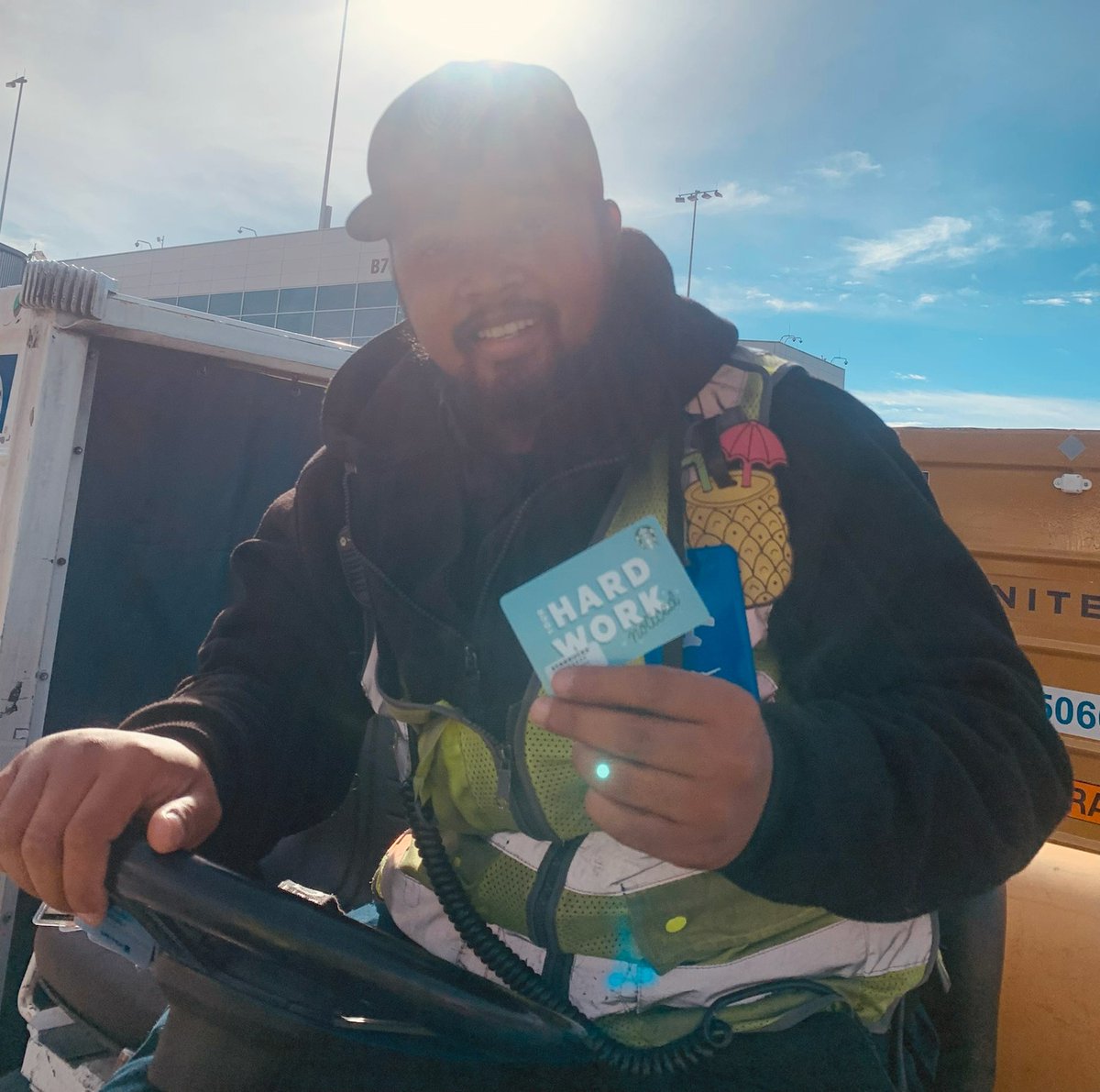 DENSAFETY (@densafety) on Twitter photo Safety Advocate rewarded DENCG RSE Rinenson E. for stepping up and safely conducting an aircraft arrival with the gate team. #NoSmallRolesInSafety <a href="/MattatUnited/">Matt Miller</a> <a href="/JohnK_UA/">John Kleberg</a> <a href="/AOSafetyUAL/">AO Safety UAL</a> <a href="/Thereal_DEN_Ed/">edwin Hamilton</a> <a href="/BillyNajarro/">Billy Najarro</a> Safety Advocate rewarded DENCG RSE Rinenson E. for stepping up and safely conducting an aircraft arrival with the gate team. #NoSmallRolesInSafety <a href="/MattatUnited/">Matt Miller</a> <a href="/JohnK_UA/">John Kleberg</a> <a href="/AOSafetyUAL/">AO Safety UAL</a> <a href="/Thereal_DEN_Ed/">edwin Hamilton</a> <a href="/BillyNajarro/">Billy Najarro</a>