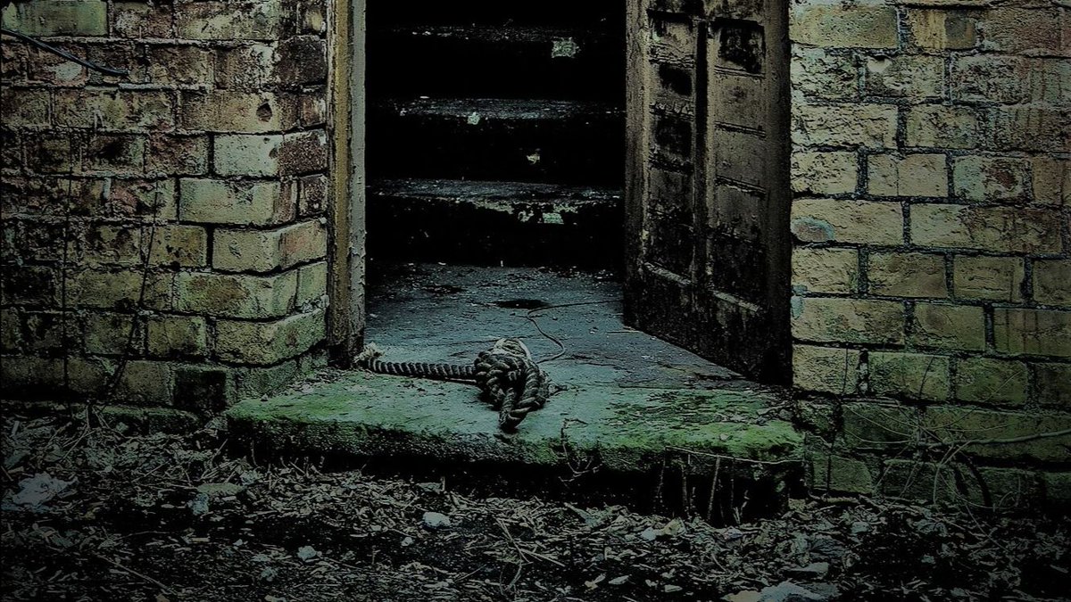 Step Inside - we're waiting to spook you out, London - mailchi.mp/bddefd53b035/r…