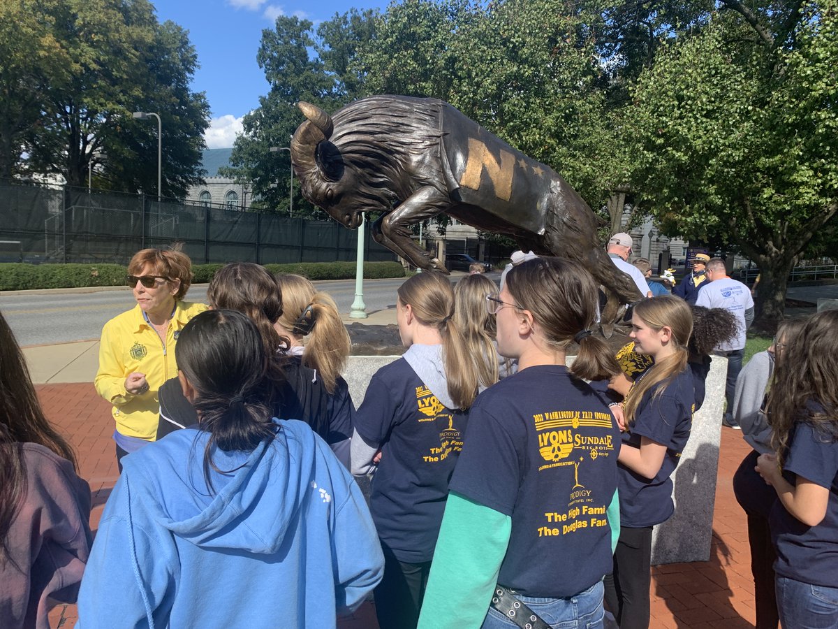 cms_mediatech's tweet photo. Pictures from last week's visit to the Naval Academy during the 8th grade Washington DC Trip. Many great comments from the midshipmen &amp; tour guides for our choice of the Navy colors for our shirts! The kids represented Cambridge well on the visit! @CMSBOBCAT @Cambridge_CS https://t.co/VOPlYcFYru