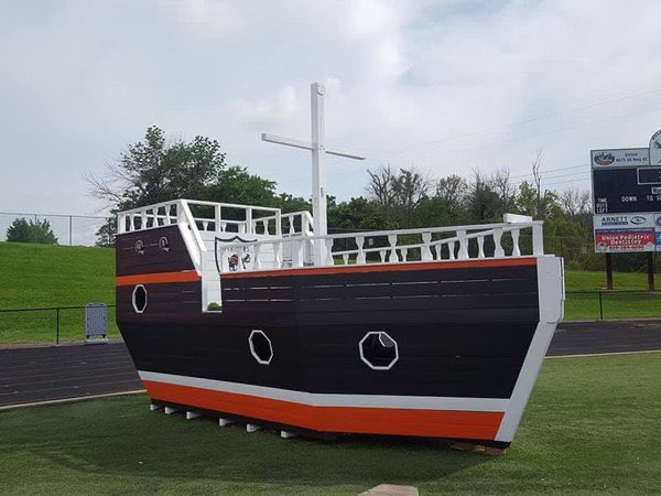 The final freshman football game for the Class of 2026 is tonight. Ryle vs Covington Catholic. Kickoff at 6pm at Covington Catholic.