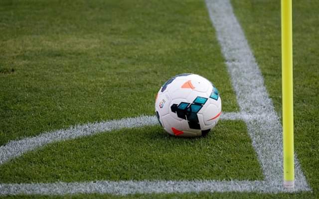 fansmeed's tweet photo. RIDDLE! RIDDLE!
Canβt wait to face Pogba in the Europa League quarters, De Jong in the semis and Arsenal in the final this season.
WHO AM I?
#Fansmeed #Playlearnwin #Footballriddle #Sportnews #Football #Futbol #Fotball https://t.co/XMvpTCxOBp