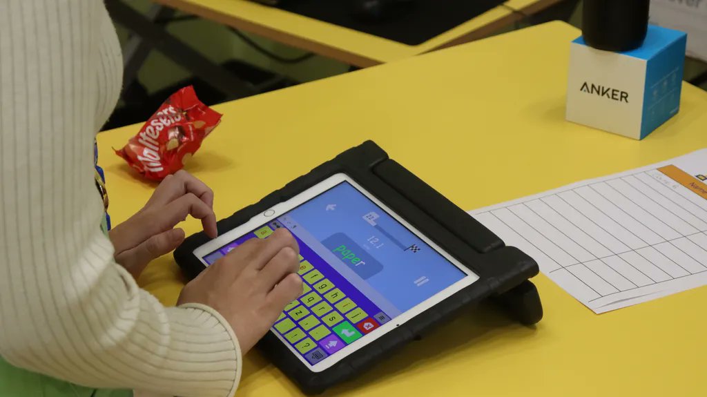 RHNuk's tweet image. October marks #AAC Awareness Month
Compass our assistive and rehabilitation technology service held fun activities to demonstrate some of the AAC technology. Essential for many patients and residents, giving them the ability to communicate and interact with the world around them