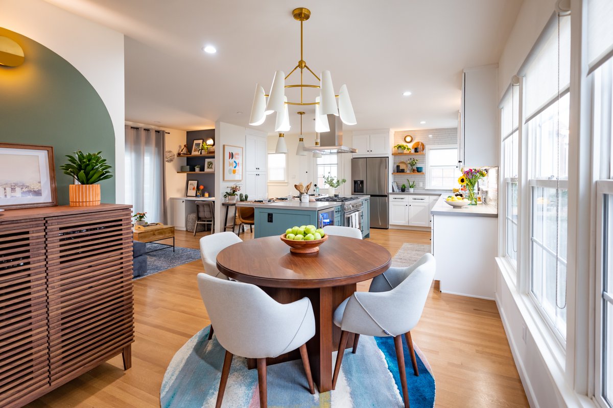 PropertyBrother's tweet photo. What'd you think about last night's season premiere of #PropertyBrothers: #ForeverHome?! We absolutely loved working with Monica & Adrian and opening up the main living area of their cherished family home.❤️🏡🛠 Go #InsideTheDesign ➡️ https://t.co/8goUqV5Hhq https://t.co/U3VnkszFzD