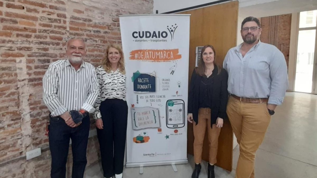 CUDAIO's tweet photo. #CUDAIO + #CUCAIBA 🤜🏾🤛🏽
🔻 En #Rosario compartimos una jornada con la directora de Coordinación Técnica del @Cucaiba, Dra. Gabriela Nanni, para intercambiar experiencias de trabajo de ambas instituciones.
#DejátuMarca #DonarHaceBien https://t.co/9TWRrTe1B5