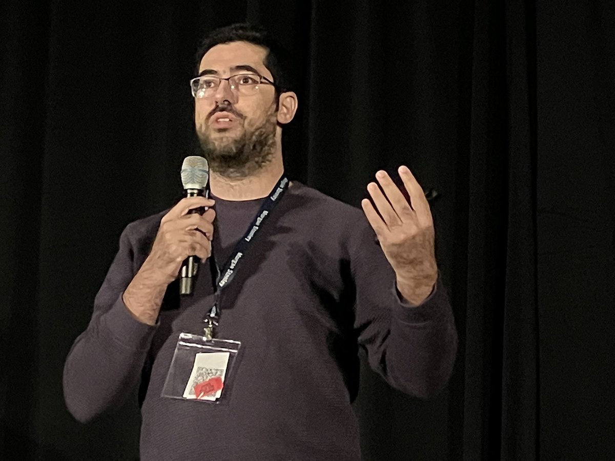 Next up, Mohammed Sayagh talking about the interaction between devops and machine learning.

#DevOpsDaysMTL