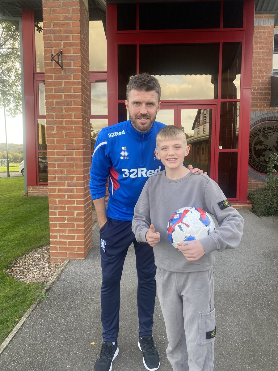 Meeting the new gaffer UTB <a href="/carras16/">Michael Carrick</a>