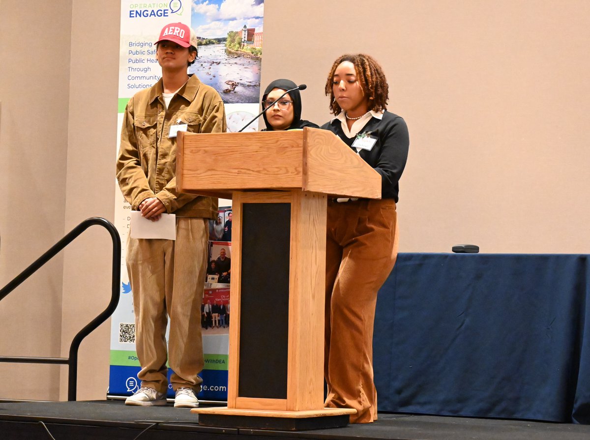 On Wednesday, we had a chance to attend the annual Red Ribbon Breakfast, with school Student Assistance Program staff and student leaders from Central High. It was inspiring to hear Ayesha, Nyla and Shingi talk about how they're making healthy living and learning choices. (1/2)