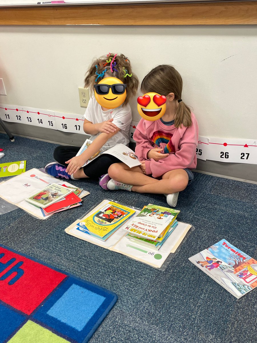 KAustinLeads's tweet photo. Watching first graders partner read is good for the soul💜 I even caught one stretching her word on her arm. Great job Mrs. Speakman’s class! @7HillsBlackburn @mrs_davidson17 @MaddoxRebecca14 https://t.co/ZWsxNVIWgr