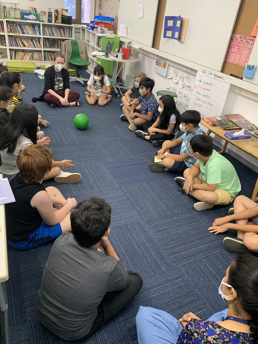 AISCElementary's tweet image. A fun way to start the day - students researching interesting ant facts to share during morning meeting. #AISCElementary #AISCGrade5