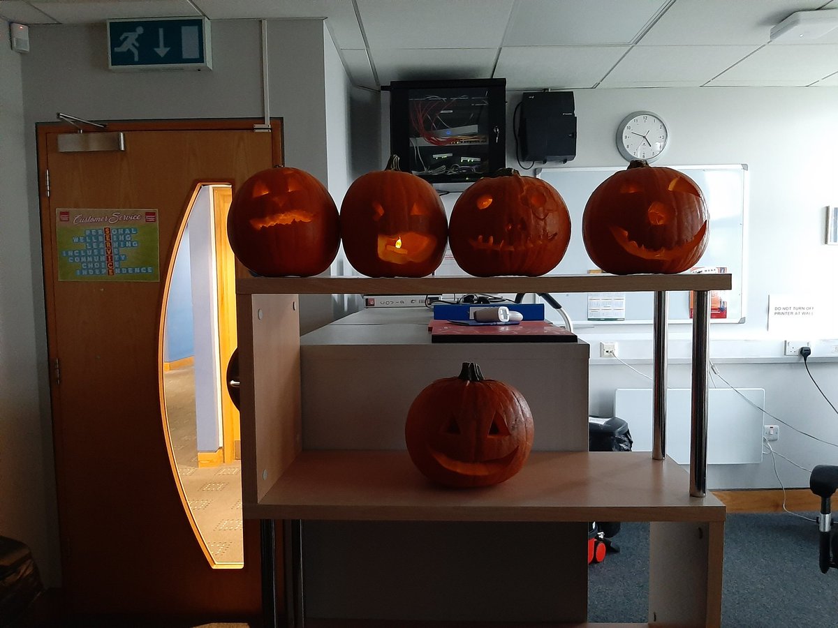 AccessSuccessNI's tweet photo. Our Access For Success members got together an evening this week and carved some pumpkins to get in the Halloween spirit!The pumpkins all turned out brilliant and we hope that all our members have a Happy Halloween 🎃 https://t.co/nERnvIWYHW