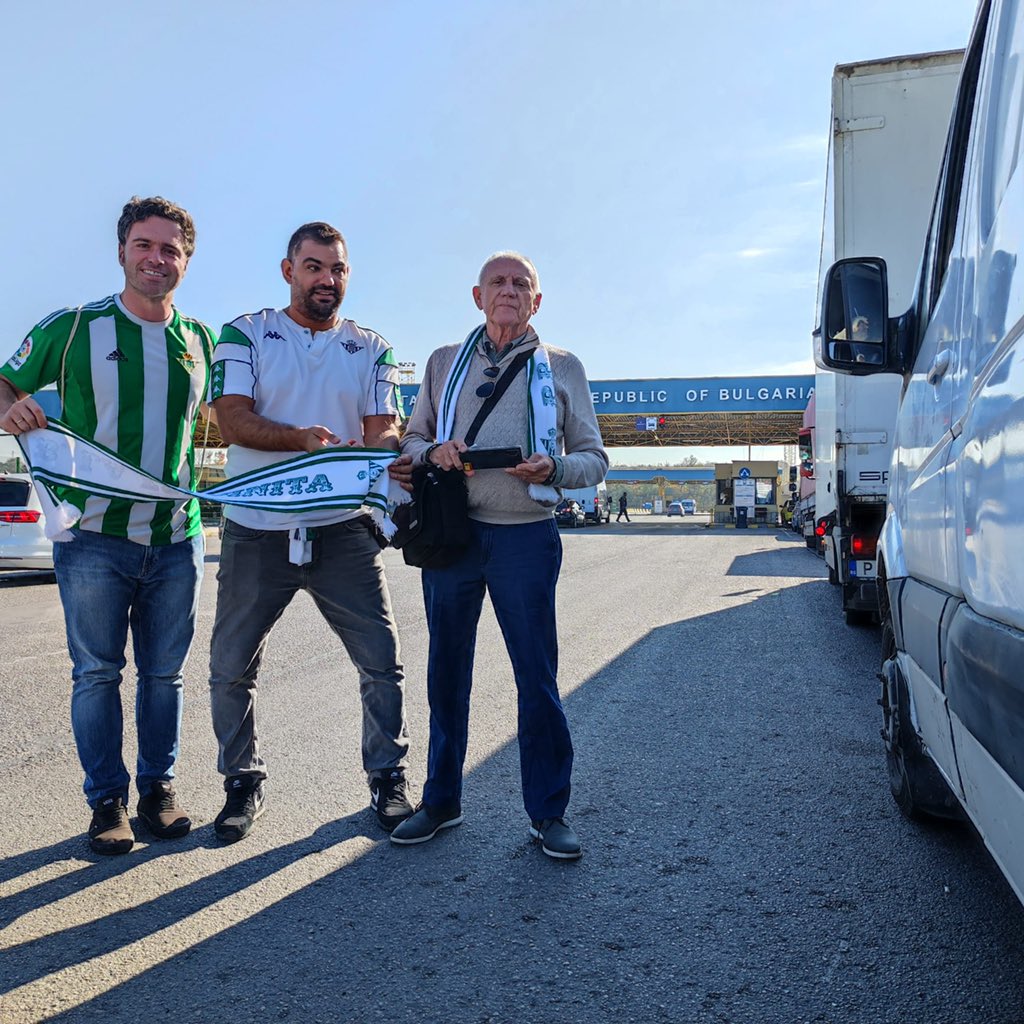 pb_laesquinita's tweet photo. El camino a Budapest, pasa también por Bulgaria 🇧🇬 #LudogoretsRealBetis #EuropaLeague #beticismo #bulgaria @fhaespo @Barroso1907 https://t.co/jx2O2civUE